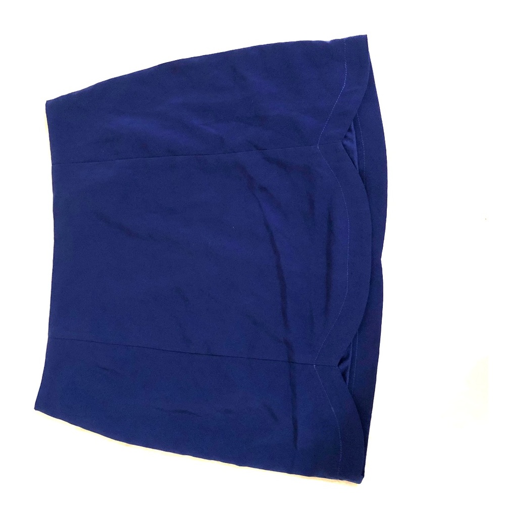 Blue scalloped skirt
